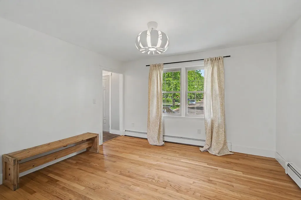 48 Roseade Parkway Burlington VT 05408