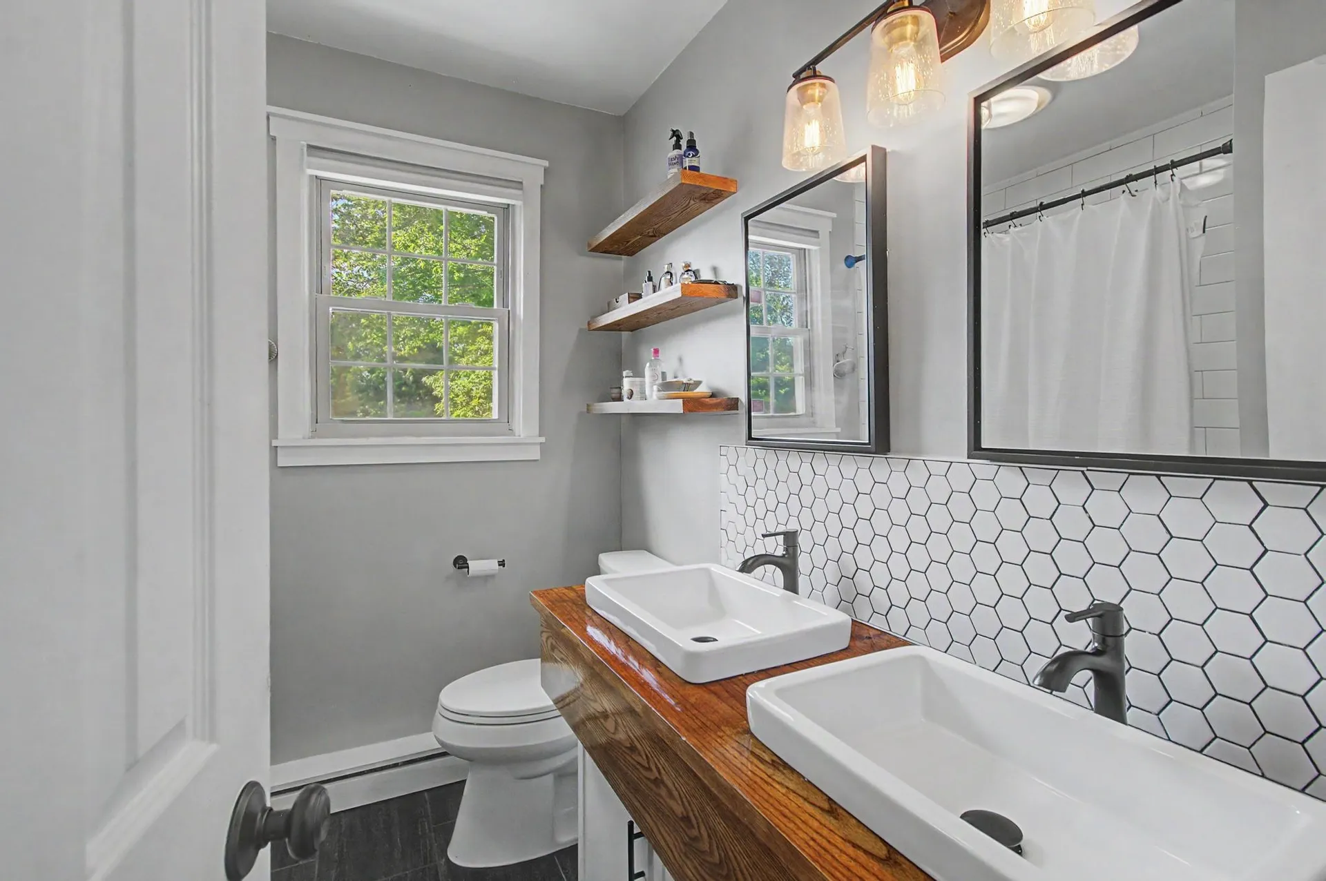 48 Roseade Parkway Burlington VT 05408