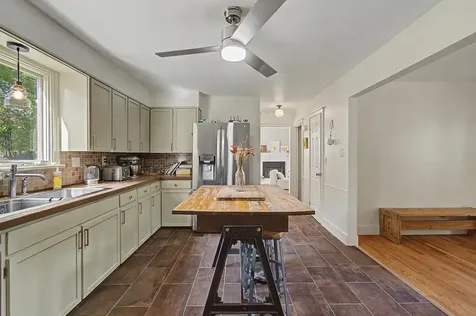 48 Roseade Parkway Burlington VT 05408