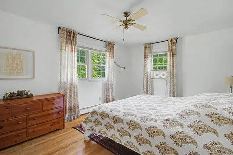 48 Roseade Parkway Burlington VT 05408