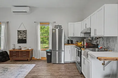 48 Roseade Parkway Burlington VT 05408