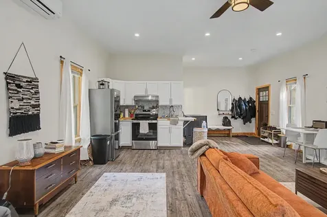 48 Roseade Parkway Burlington VT 05408