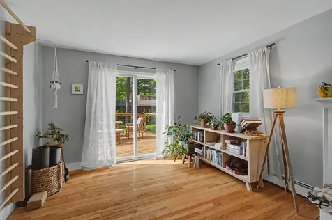 48 Roseade Parkway Burlington VT 05408