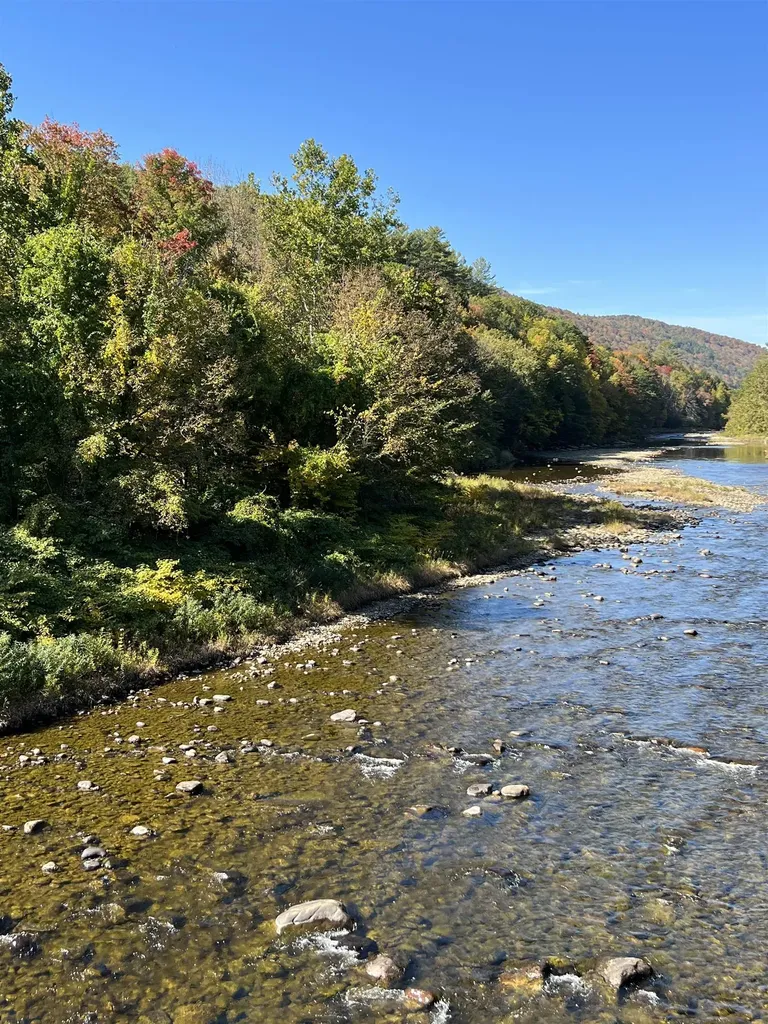 1297 River Road Jamaica VT 05343