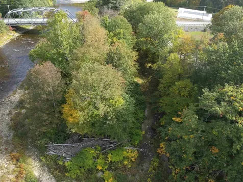 1297 River Road Jamaica VT 05343