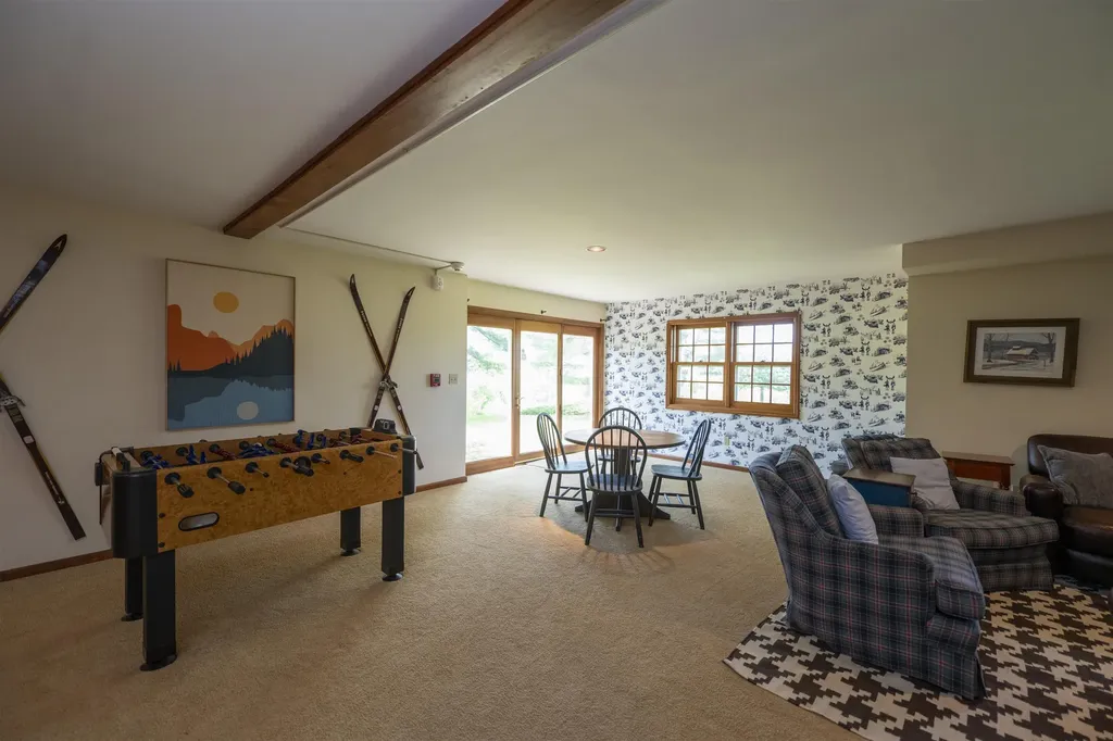 193 Chester Arthur Road Hartford VT 05059