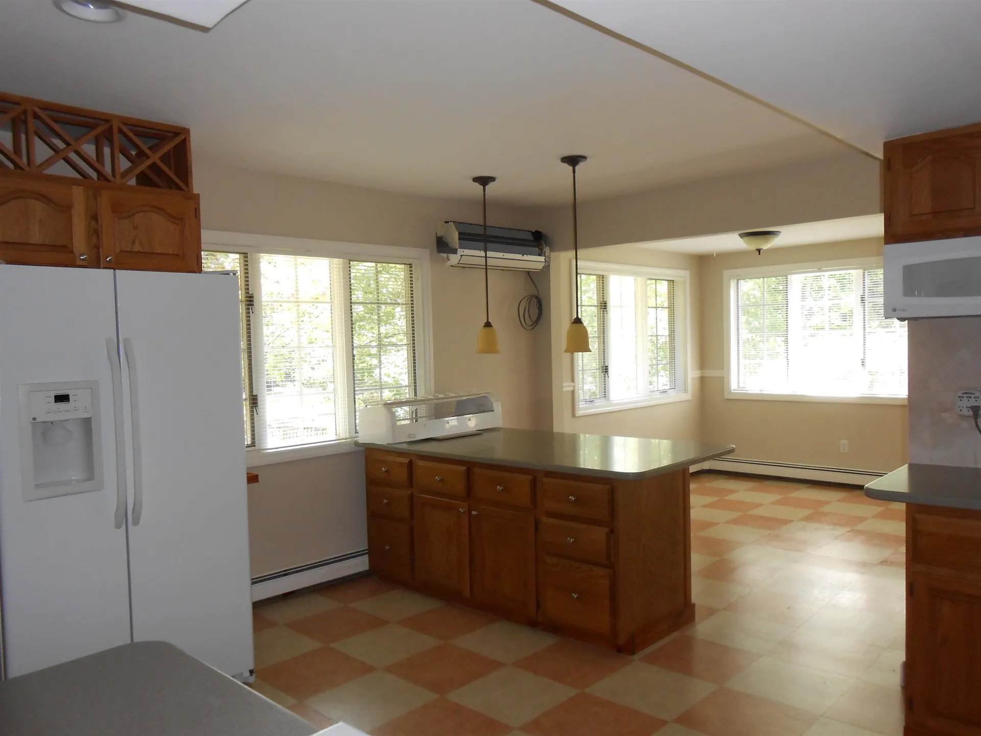 1651 River Road Manchester NH 03104