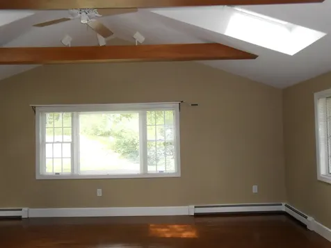 1651 River Road Manchester NH 03104