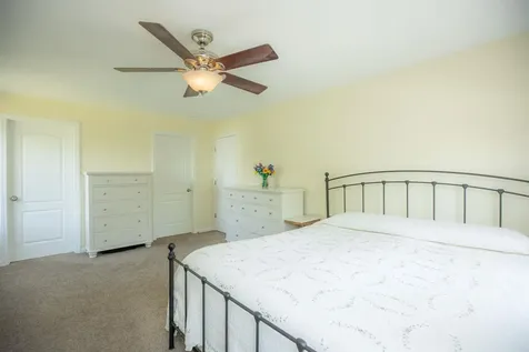 16 Starlight Drive Keene NH 03431