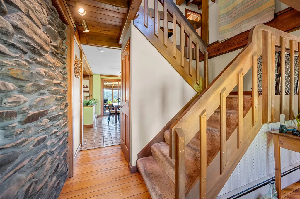 1614 Mcglynn Road Williamstown VT 05654