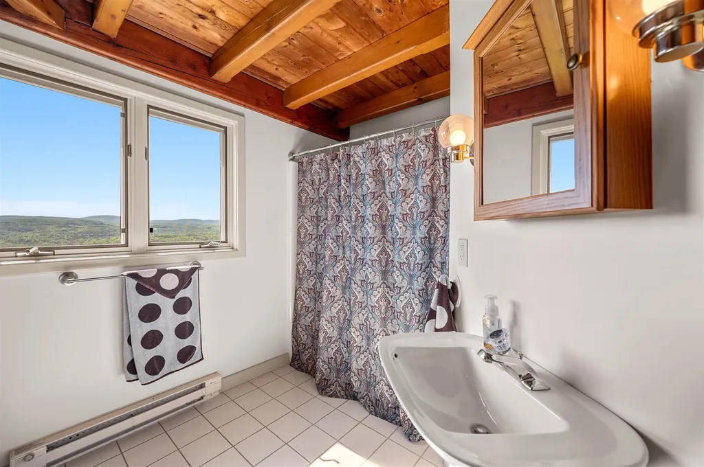 1614 Mcglynn Road Williamstown VT 05654