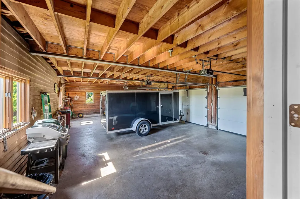 1614 Mcglynn Road Williamstown VT 05654