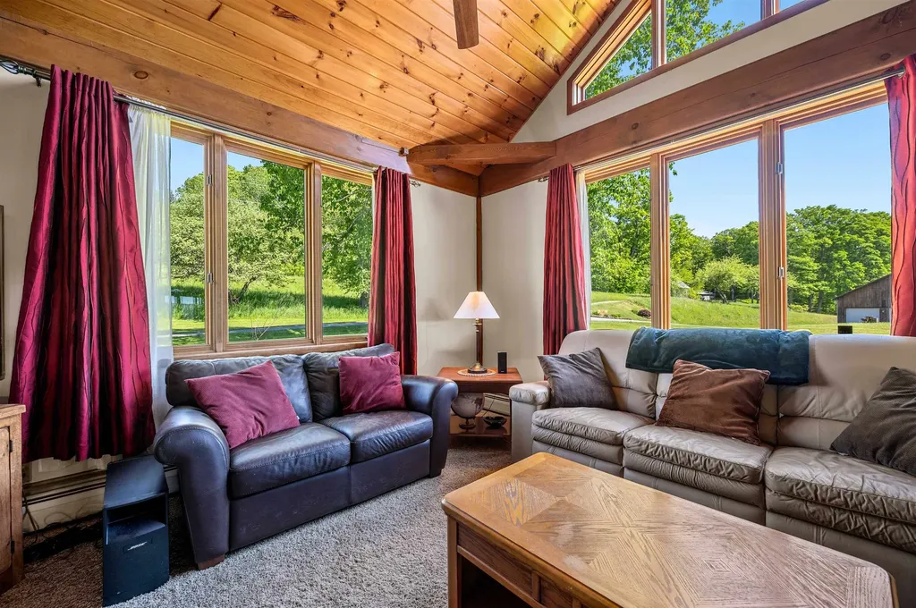 1614 Mcglynn Road Williamstown VT 05654