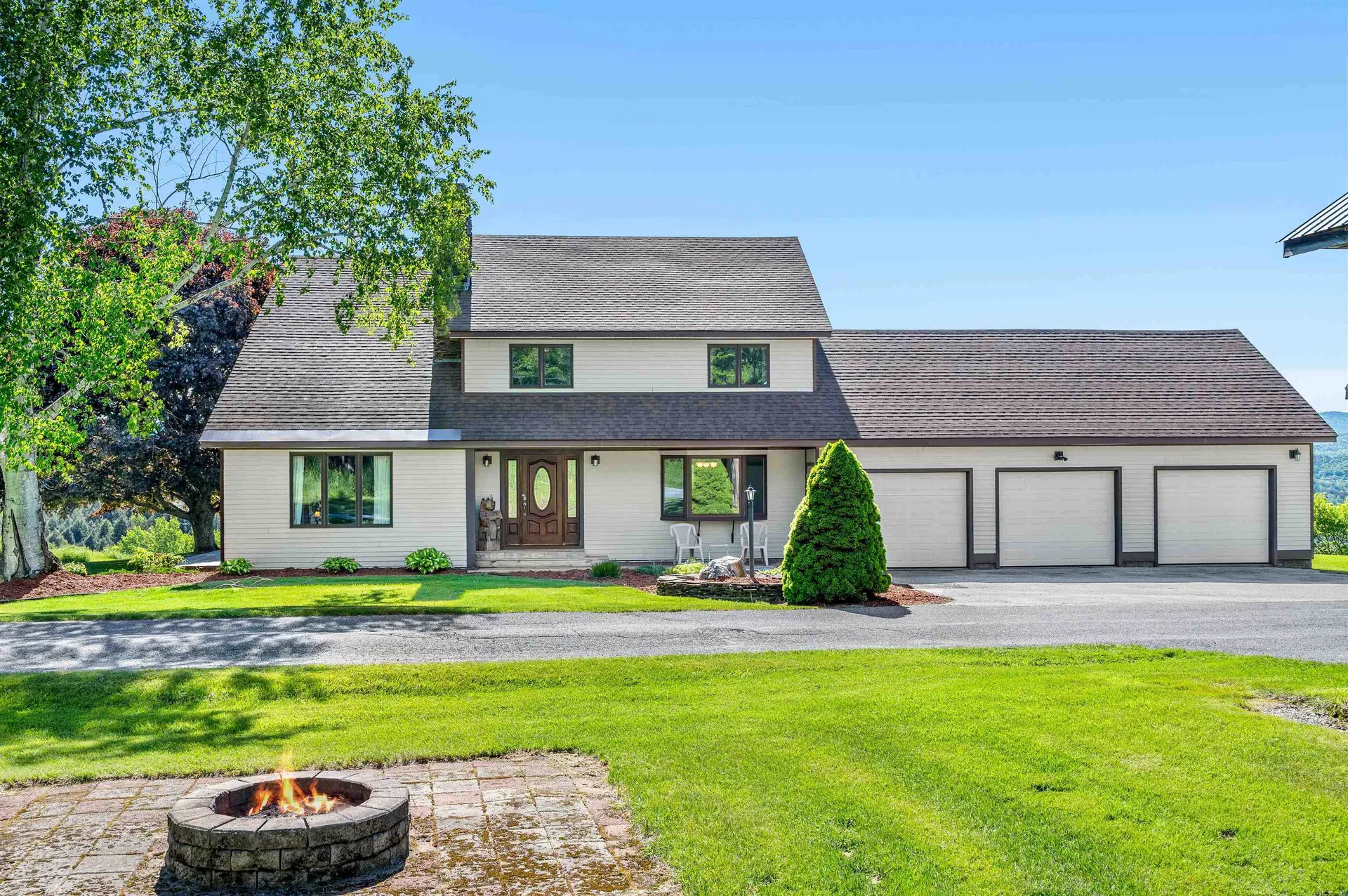 Williamstown VT, 1614 Mcglynn Road