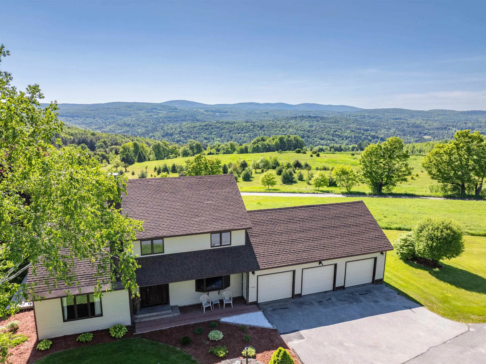 1614 Mcglynn Road Williamstown VT 05654