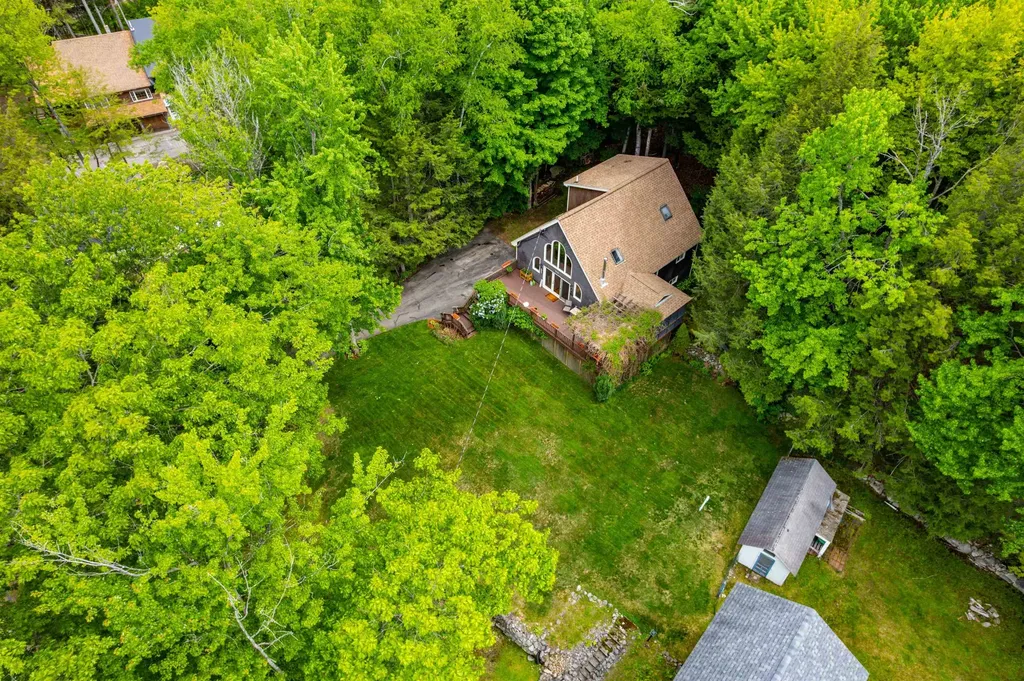 114 Shore Drive N Bridgewater NH 03222