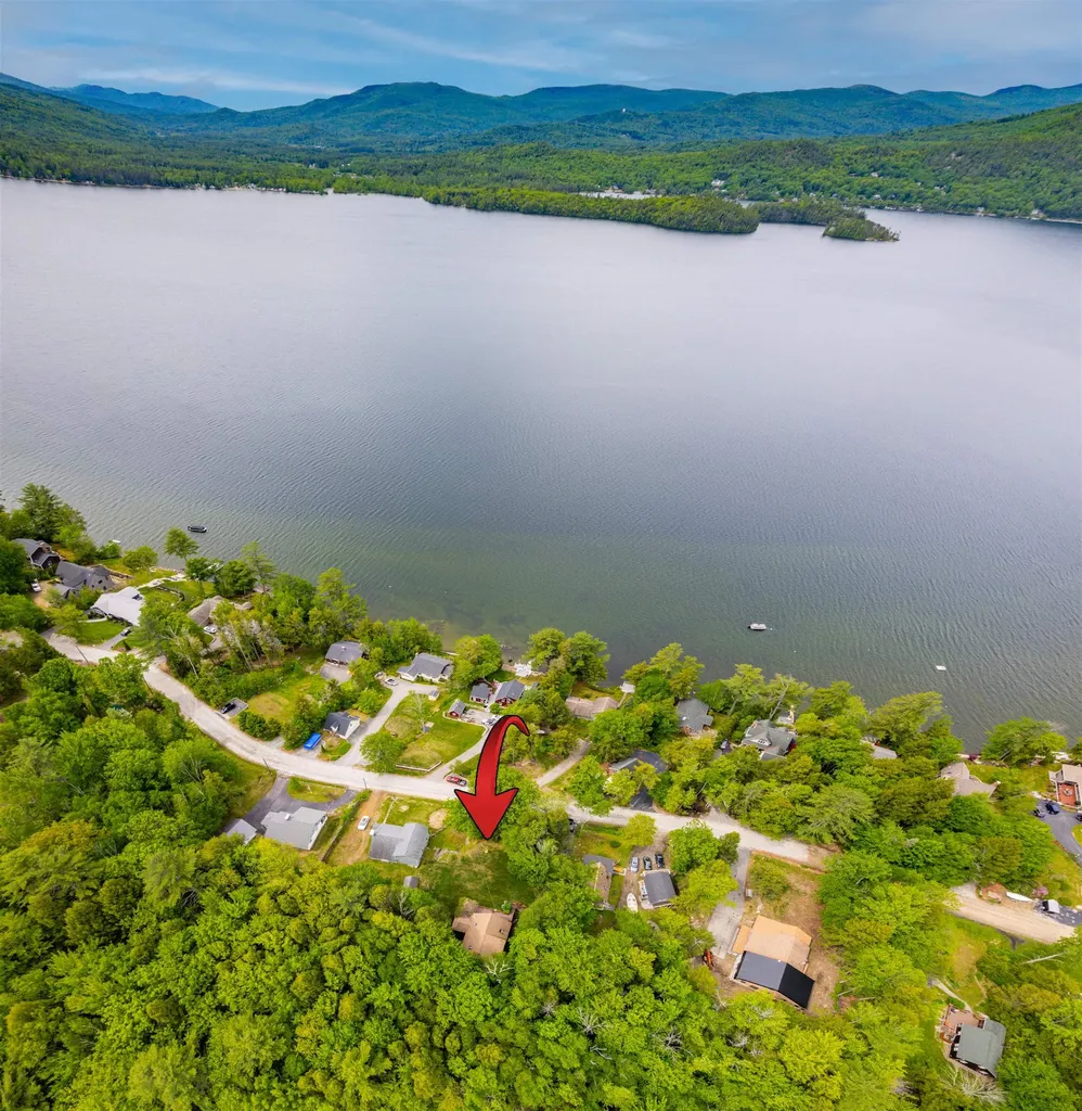 114 Shore Drive N Bridgewater NH 03222