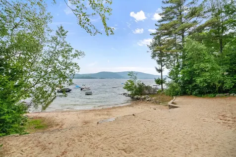 114 Shore Drive N Bridgewater NH 03222