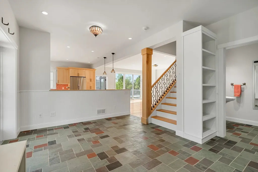 225 Midland Avenue South Burlington VT 05403