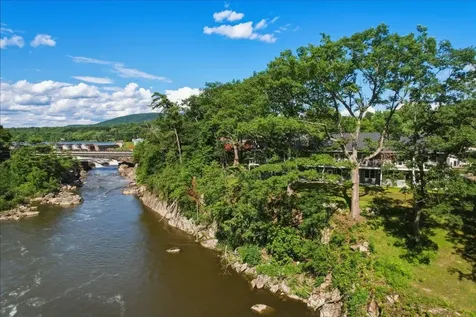 7 River Street Milton VT 05468