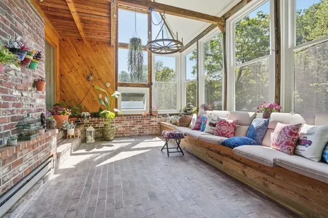 98 Hunter Farm Road Peterborough NH 03458