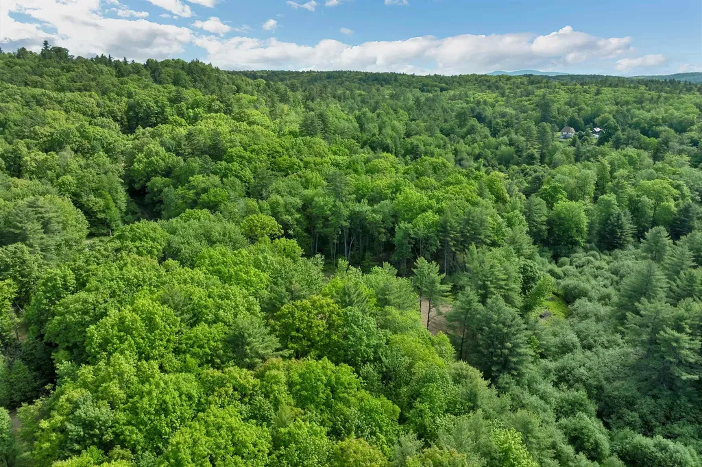 00 Silver Lane Northfield NH 03276