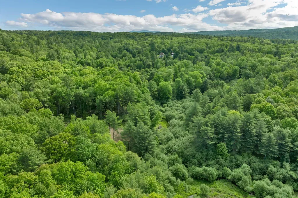 00 Silver Lane Northfield NH 03276