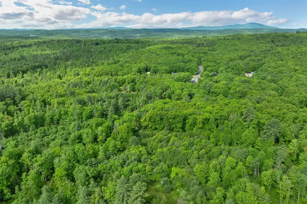 00 Silver Lane Northfield NH 03276