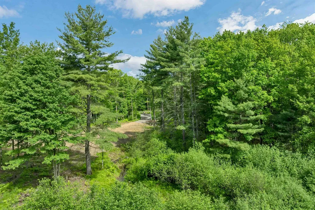 00 Silver Lane Northfield NH 03276