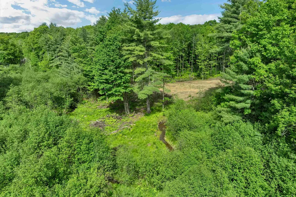 00 Silver Lane Northfield NH 03276