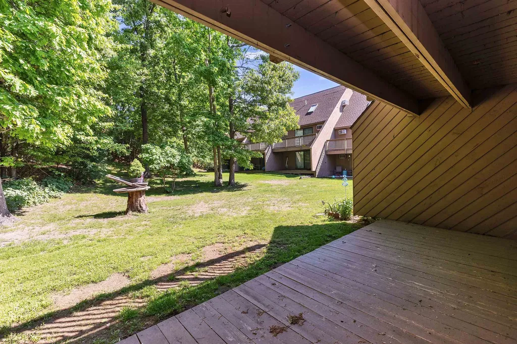 9 Clinton Court Merrimack NH 03054