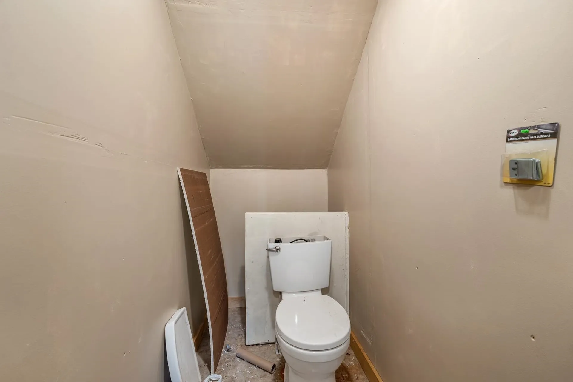106 Water Street Rumney NH 03266