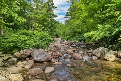 106 Water Street Rumney NH 03266