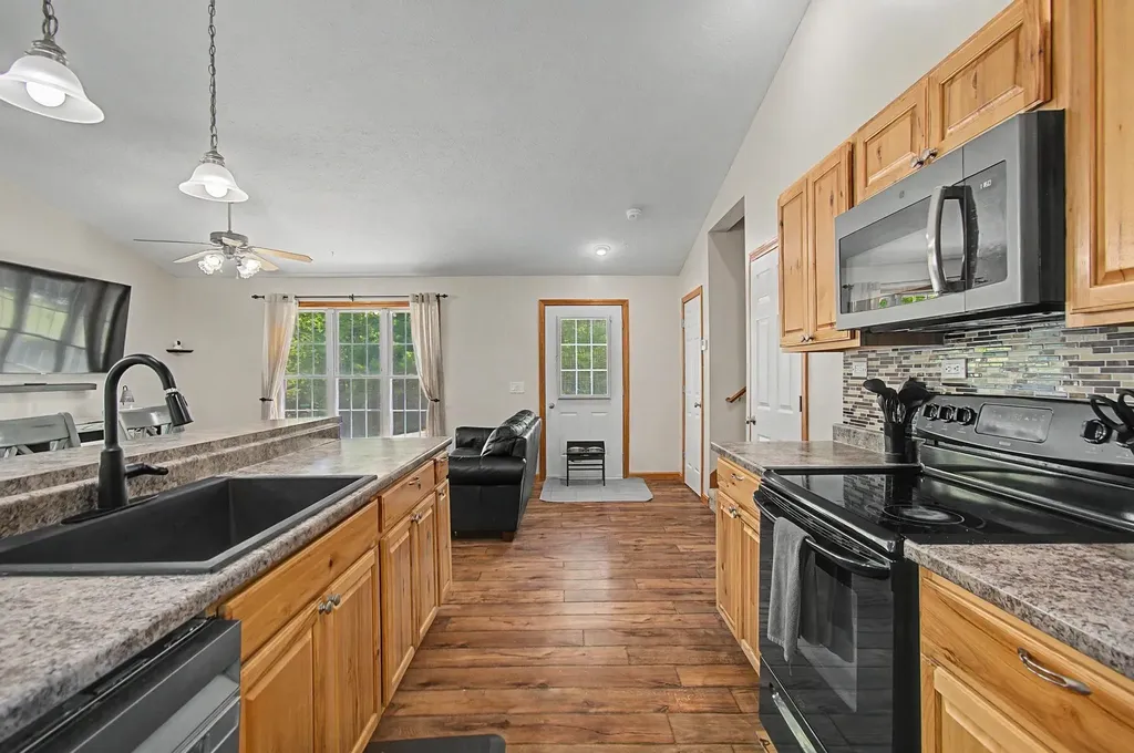 354 Old Stage Road Georgia VT 05468
