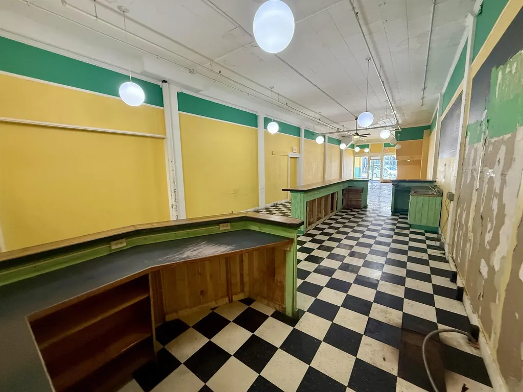 378 Railroad Street St. Johnsbury VT 05819