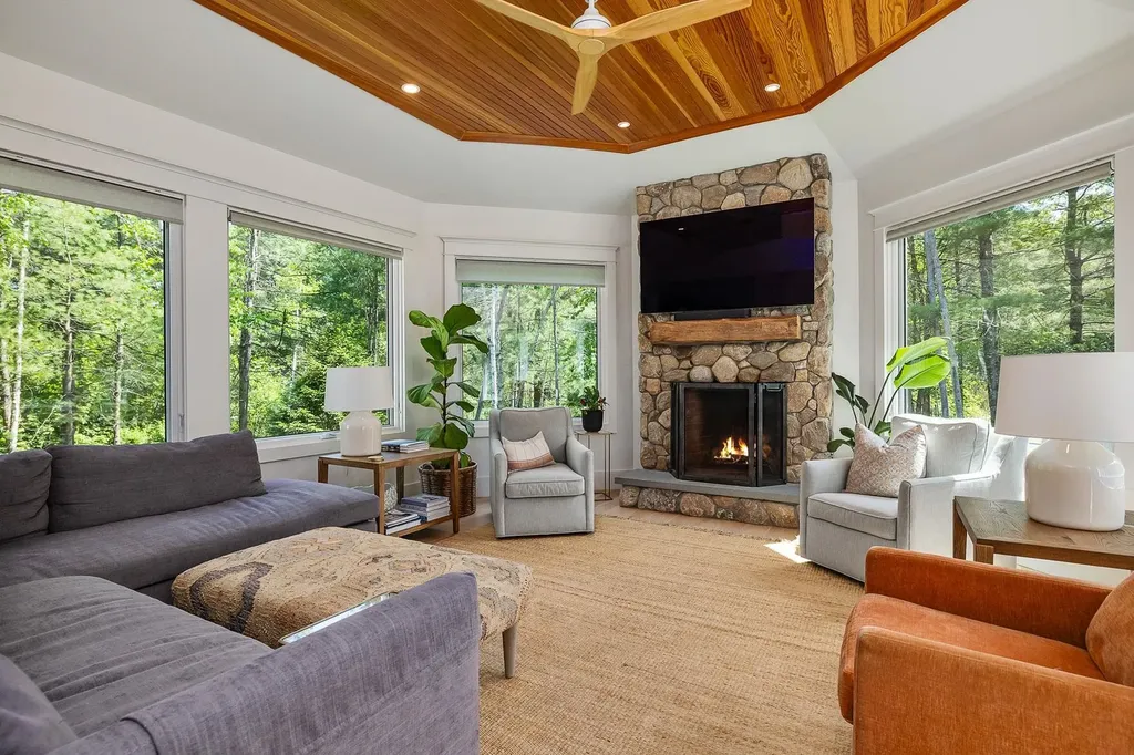 170 Wentworth Road Rye NH 03870