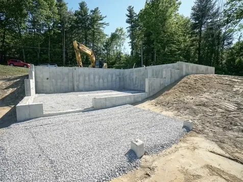76 Island Pond Road Derry NH 03038