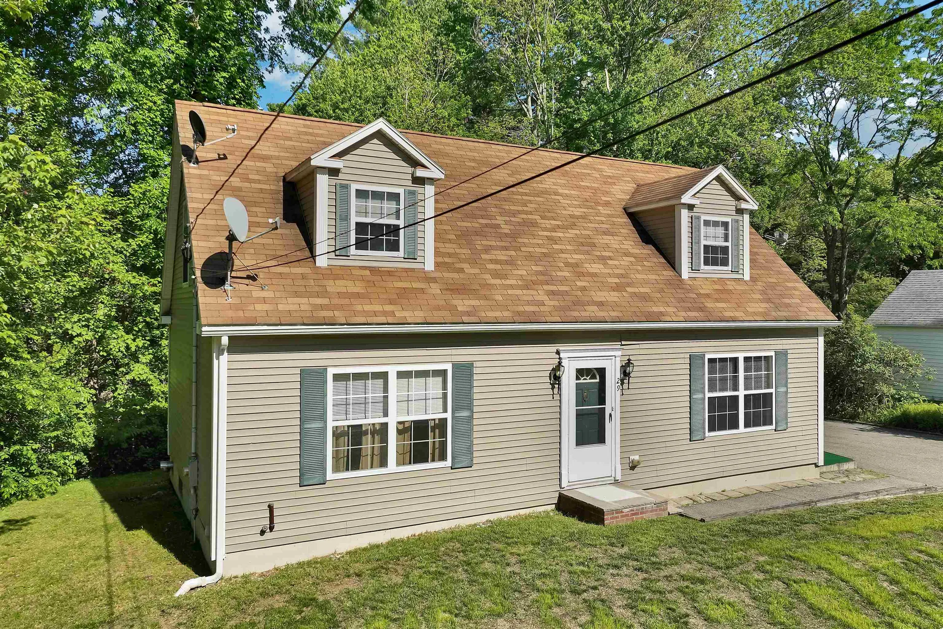 29 Lawrence Road Salem NH 03079