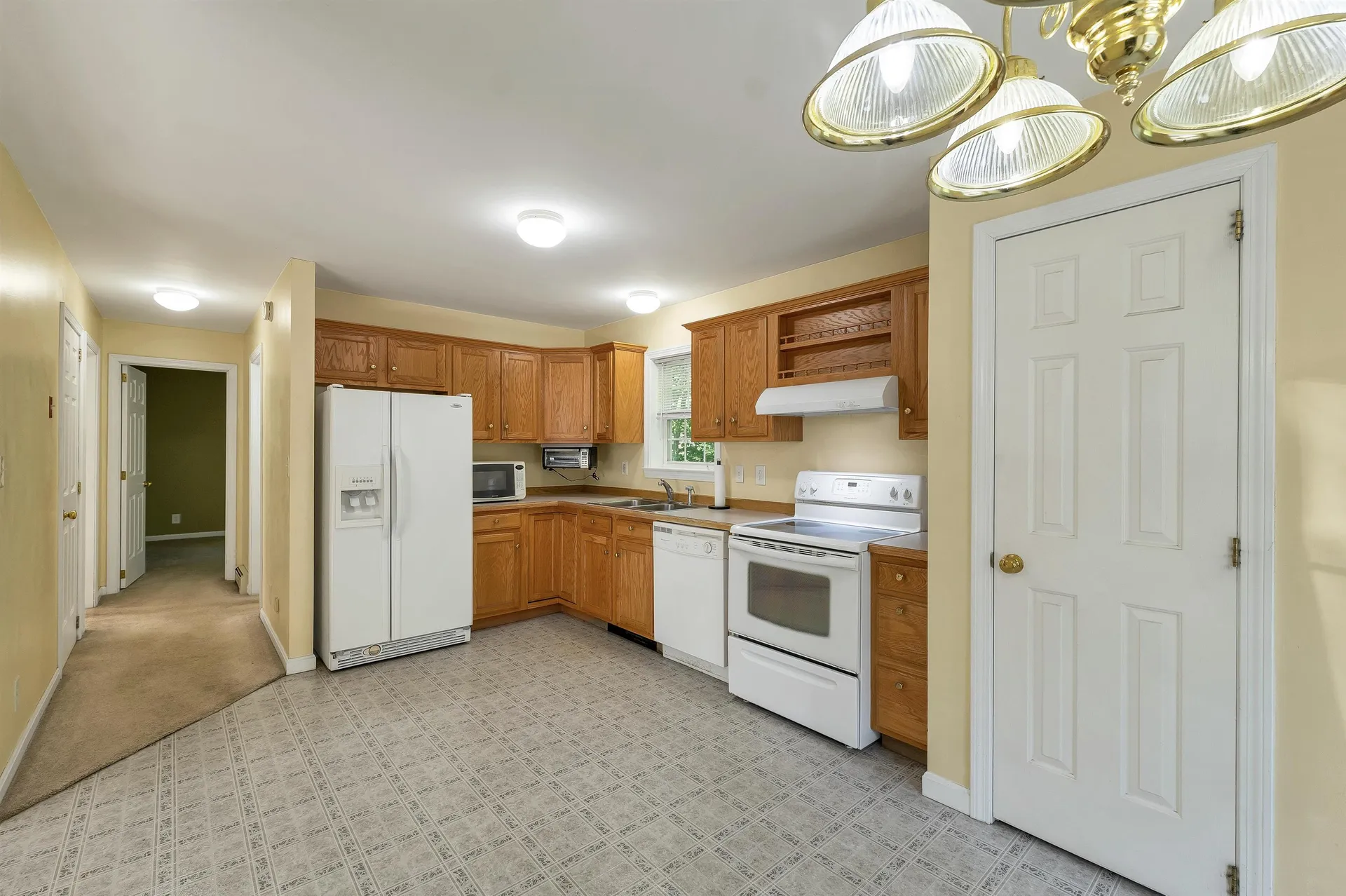 29 Lawrence Road Salem NH 03079