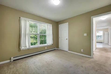 29 Lawrence Road Salem NH 03079
