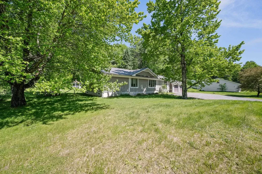 2021 Huntington Road Richmond VT 05477
