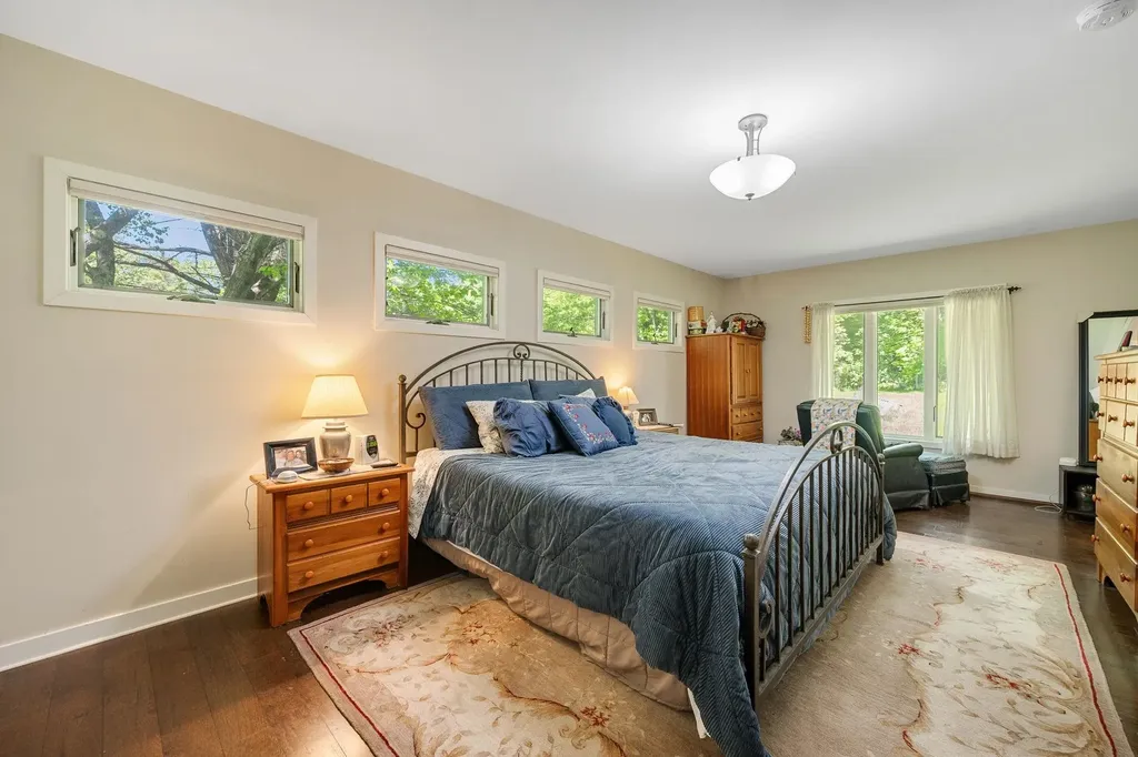 2021 Huntington Road Richmond VT 05477