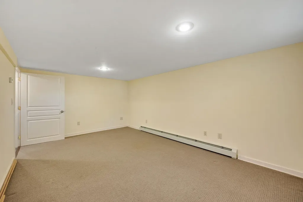 2021 Huntington Road Richmond VT 05477