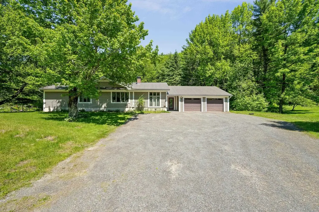 2021 Huntington Road Richmond VT 05477