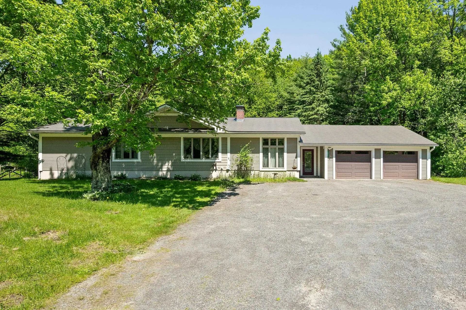 2021 Huntington Road Richmond VT 05477