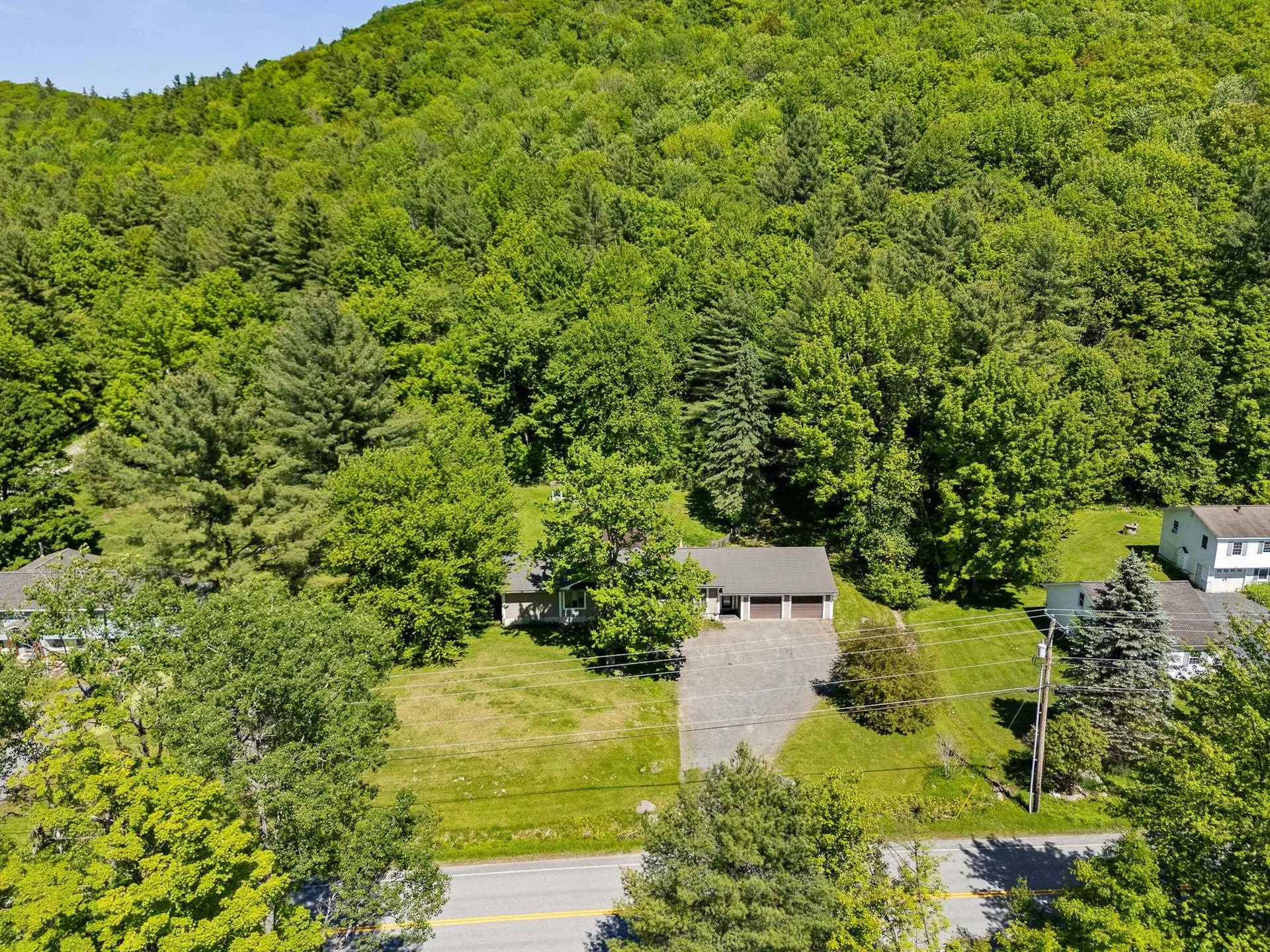 2021 Huntington Road Richmond VT 05477