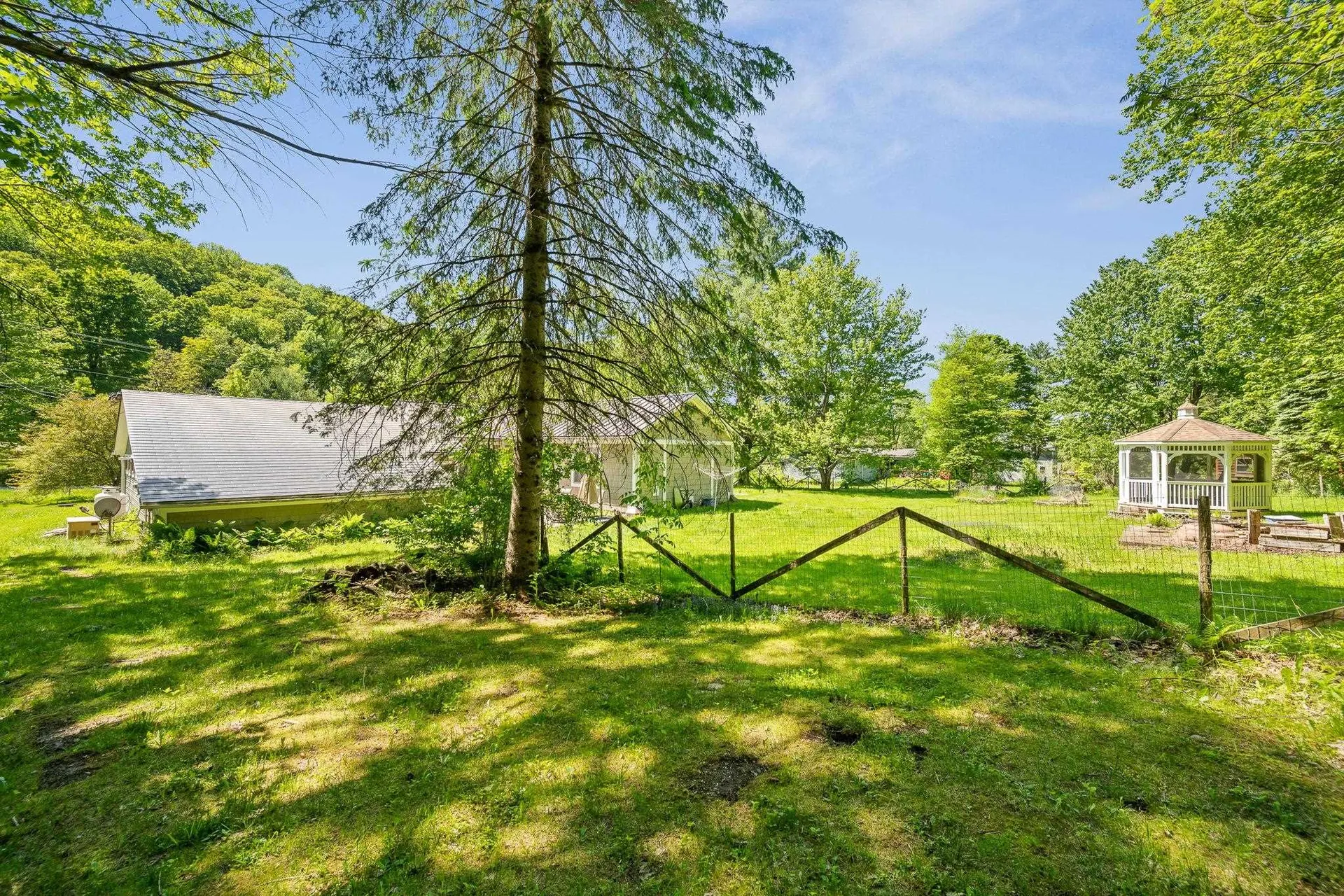 2021 Huntington Road Richmond VT 05477