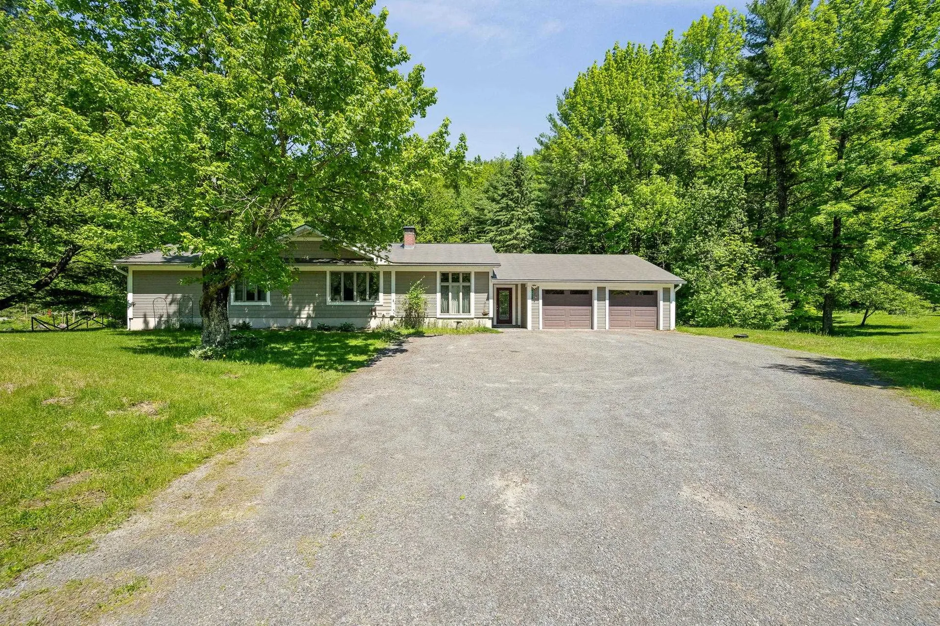 2021 Huntington Road Richmond VT 05477
