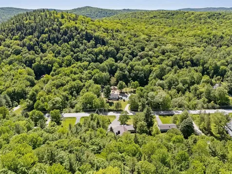 2021 Huntington Road Richmond VT 05477