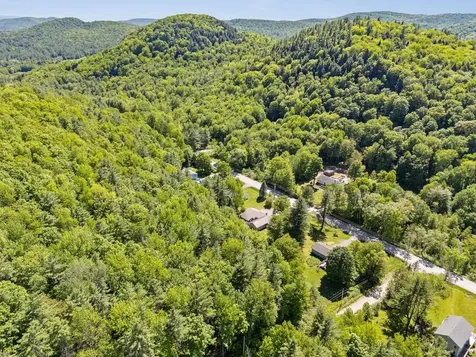 2021 Huntington Road Richmond VT 05477